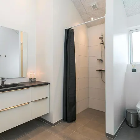 Gorgeous In With Sauna Tatil Evi Løkken